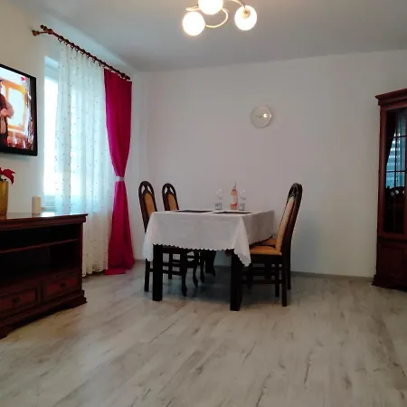 Radosc Apartment *
